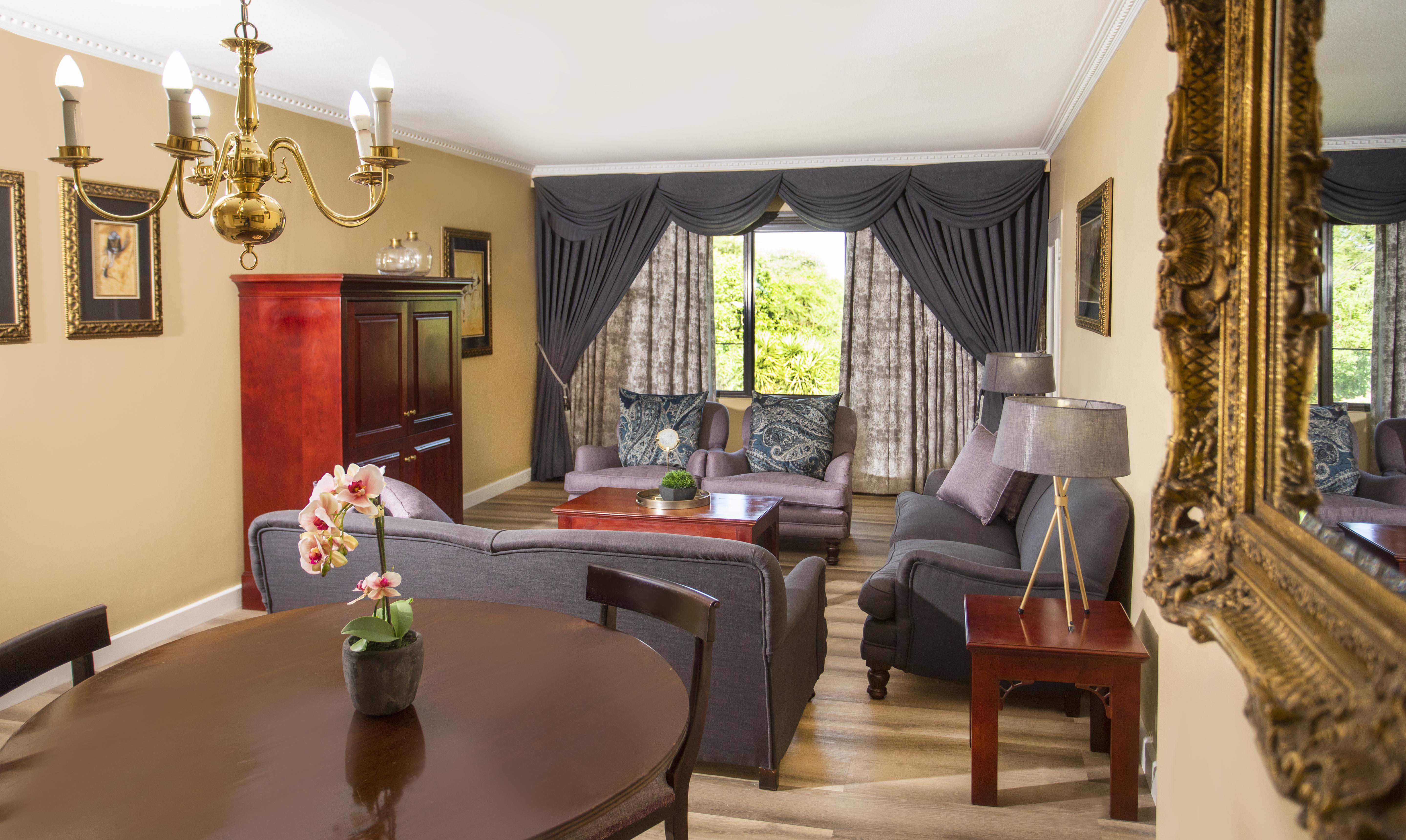 Avani Gaborone Resort & Casino Экстерьер фото