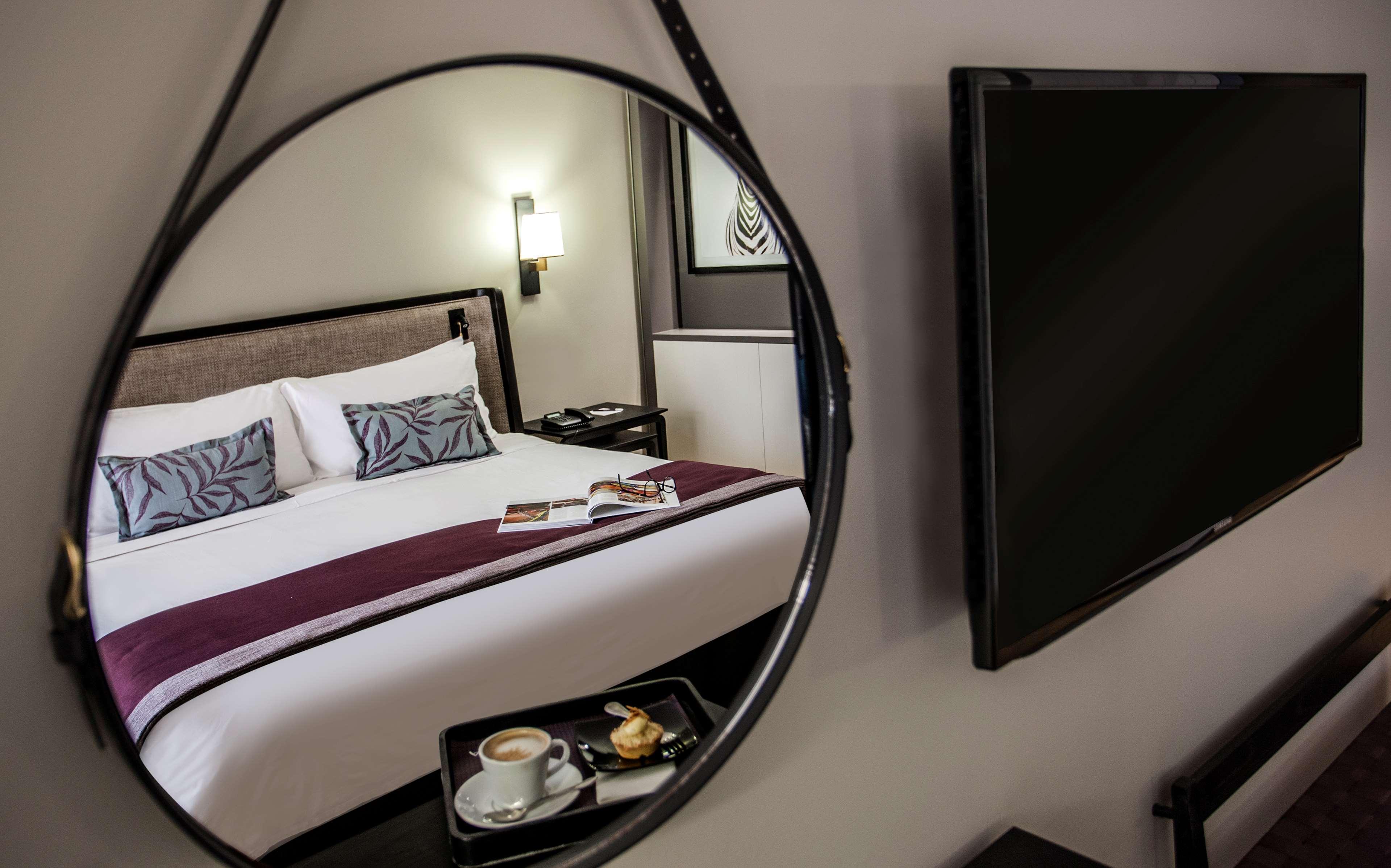 Avani Gaborone Resort & Casino Экстерьер фото