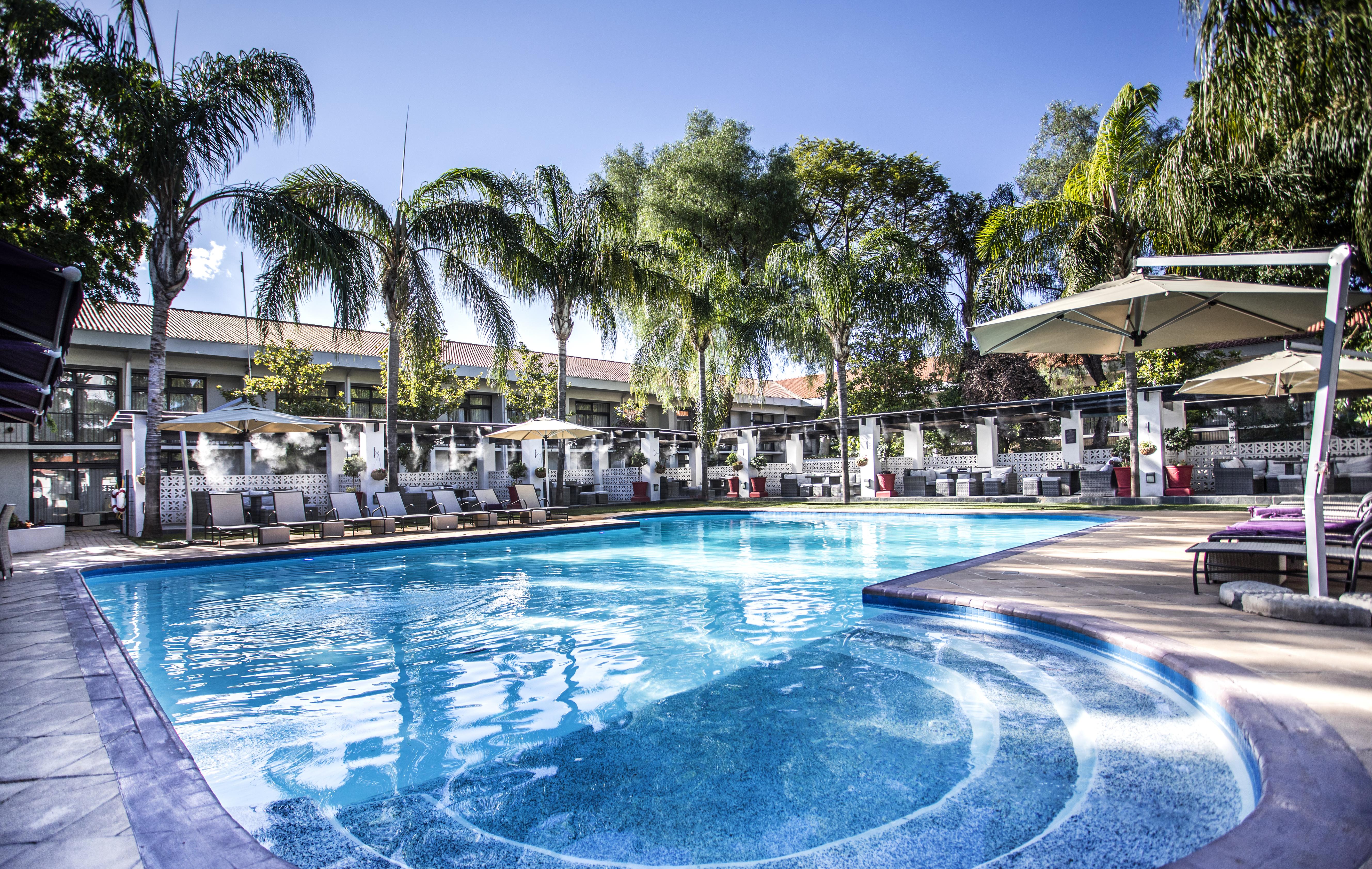 Avani Gaborone Resort & Casino Экстерьер фото