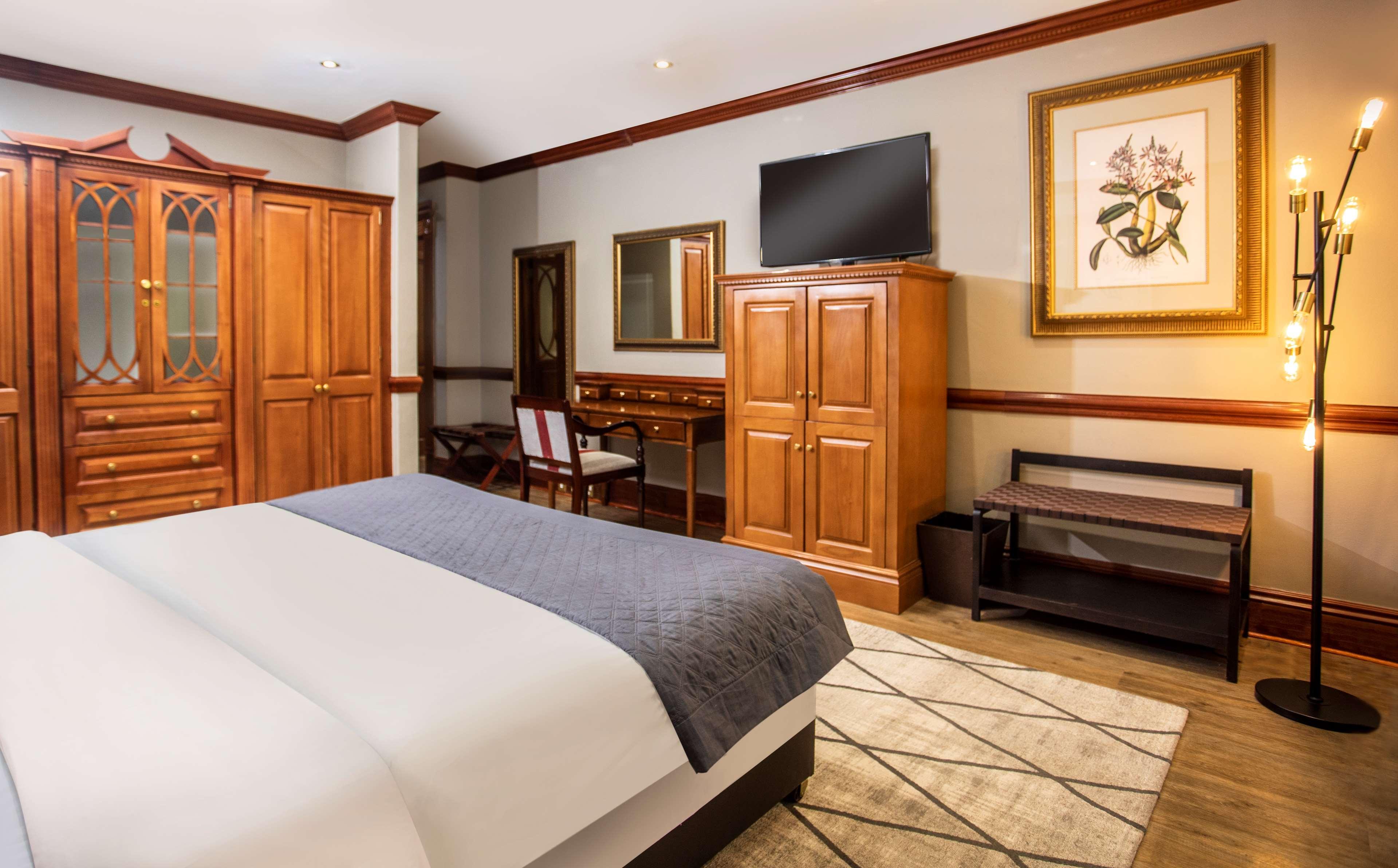 Avani Gaborone Resort & Casino Экстерьер фото